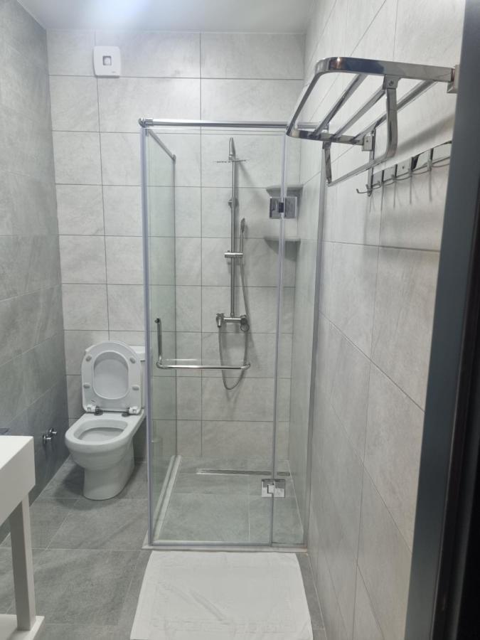 Caspian Vf Hotel Batumi Exterior photo