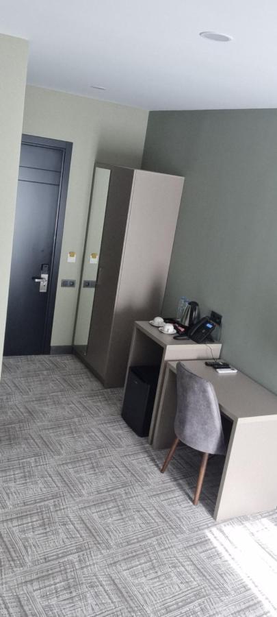 Caspian Vf Hotel Batumi Exterior photo
